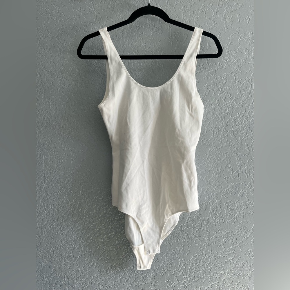 Aritzia Wilfred free body suit bottom snap
